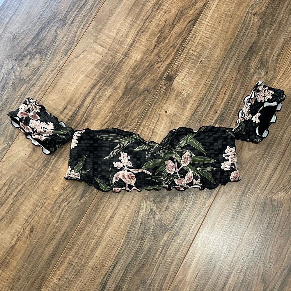 O’Neill Floral Black Bikini Top